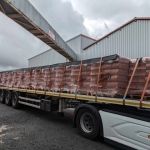 Departure of a semi of bifix current tiles for the Ile d Yeu